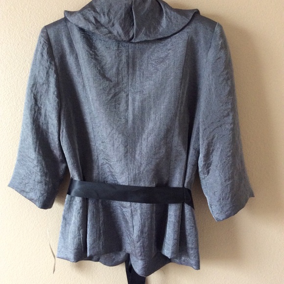 Jacket - Picture 2 of 4